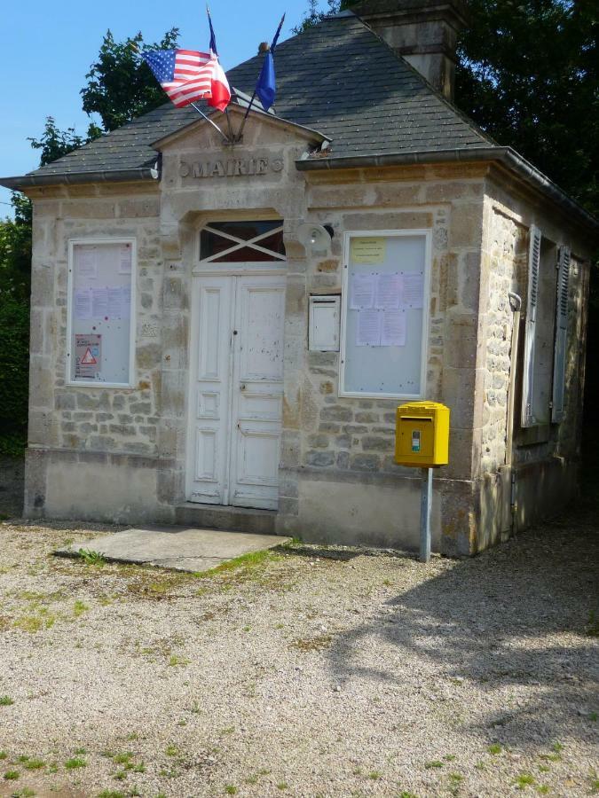 L'Ancien Presbytere De Sebeville Exterior foto